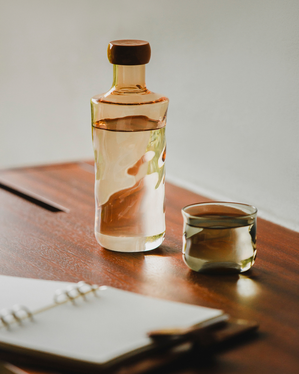 Swirl Bottle Glow