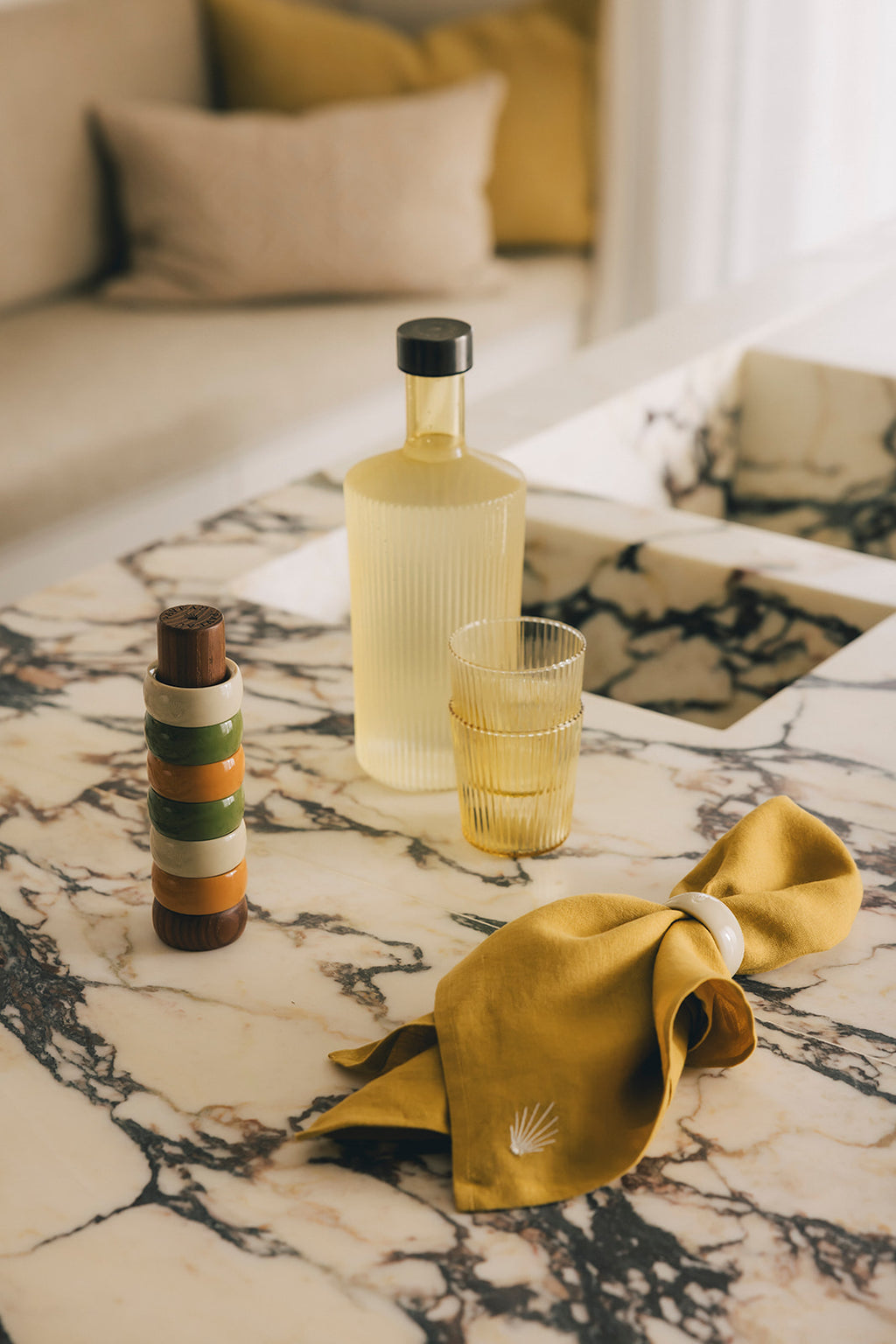 Ribbed Bottle Cable